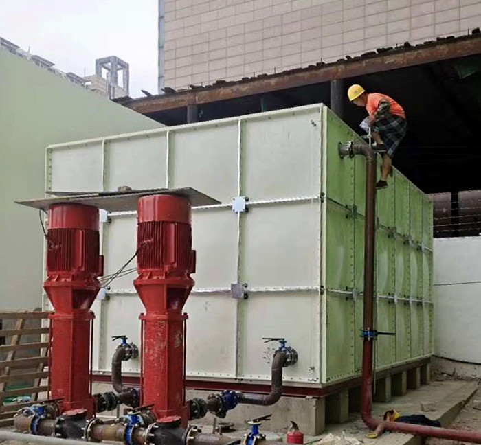 怎樣測量玻璃鋼水箱壓力？
